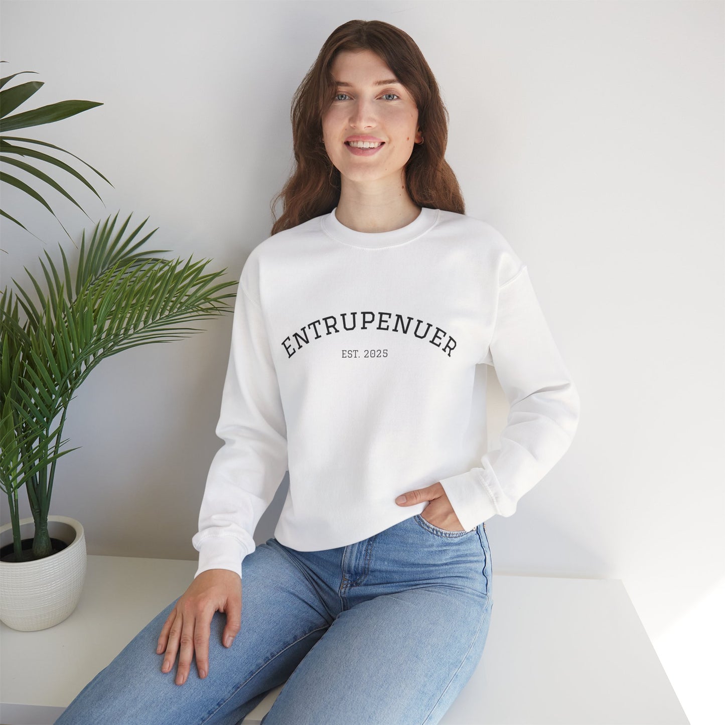Entrepreneur Crewneck Sweatshirt, Cozy Unisex Pullover Gift, Casual Streetwear, Perfect for Entrepreneurs, Stylish Everyday Wear