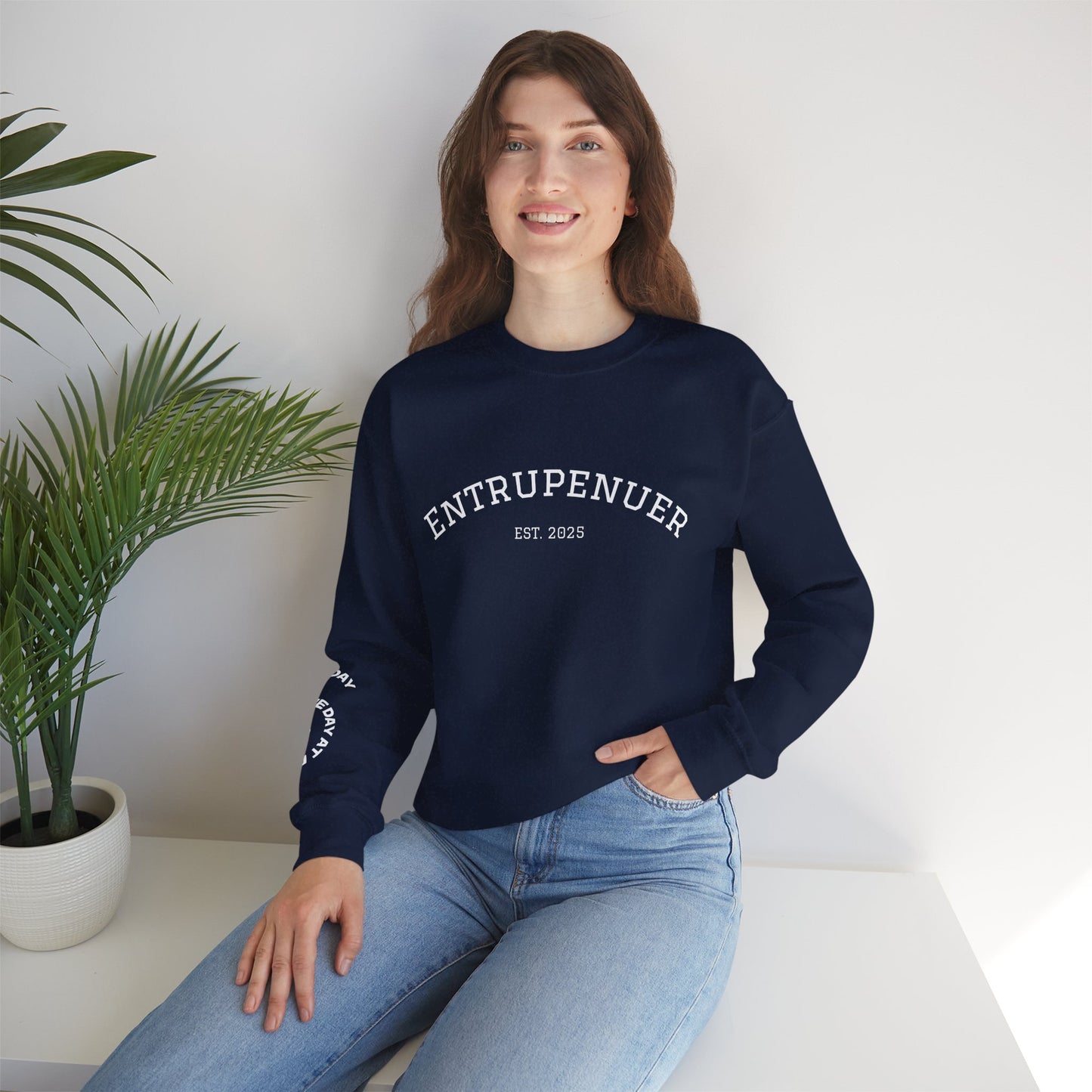 Entrepreneur Crewneck Sweatshirt, Cozy Unisex Pullover Gift, Casual Streetwear, Perfect for Entrepreneurs, Stylish Everyday Wear